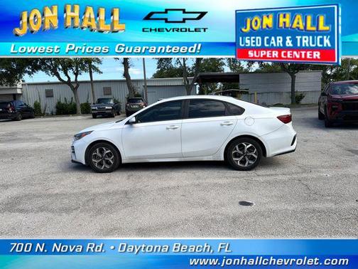 Snow White Pearl 2021 Kia Forte LXS