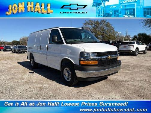 Summit White 2026 Chevrolet Express 2500 2500 Regular Wheelbase, WT, RWD