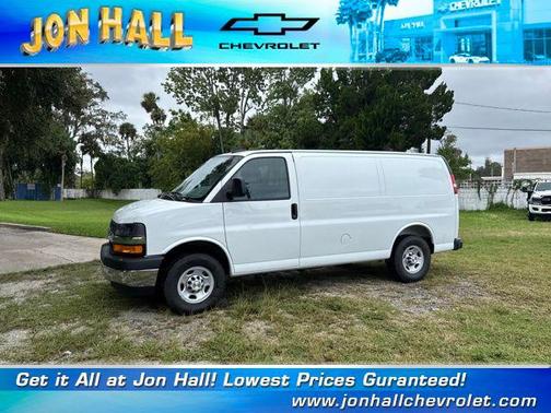 2025 Chevrolet Express 2500 RWD 2500 Regular Wheelbase WT