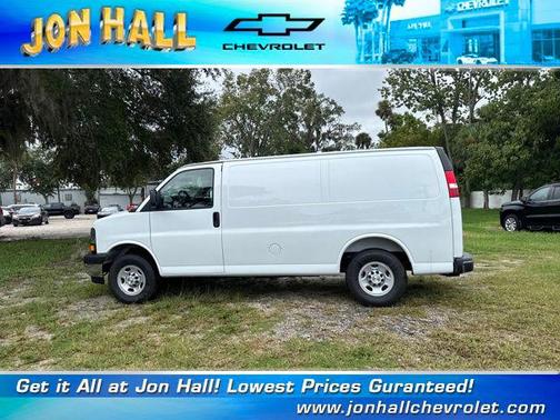 2025 Chevrolet Express 2500 RWD 2500 Regular Wheelbase WT