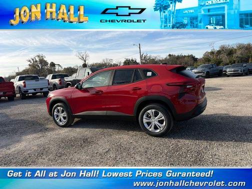 2026 Chevrolet Trax LS