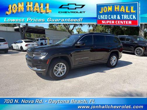 Diamond Black Crystal Pearlcoat 2022 Jeep Grand Cherokee L Laredo