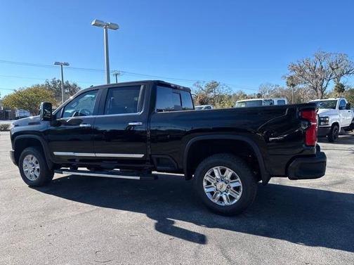 2025 Chevrolet Silverado 3500 High Country