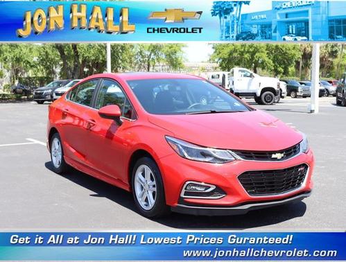 Photo 1 of 32 of 2018 Chevrolet Cruze LT