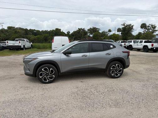 Sterling Gray Metallic 2026 Chevrolet Trax FWD 2RS