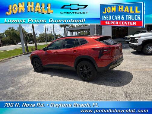 Cayenne Orange Metallic 2024 Chevrolet Trax FWD ACTIV