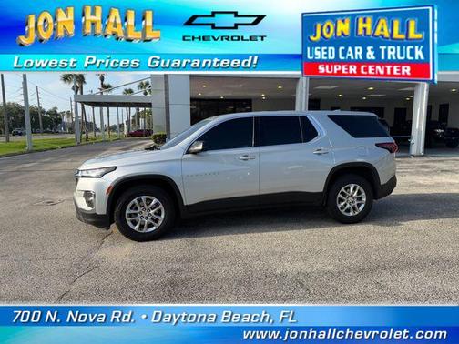 Silver Ice Metallic 2022 Chevrolet Traverse LS