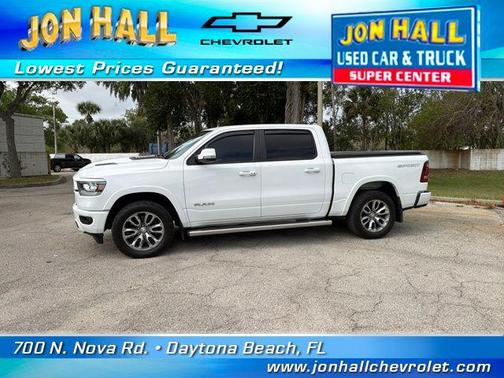 Bright White Clearcoat 2022 RAM 1500 Laramie