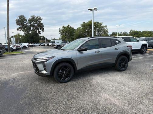 Sterling Gray Metallic 2026 Chevrolet Trax FWD ACTIV