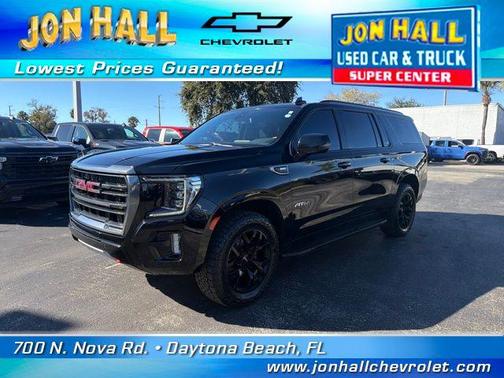 2022 GMC Yukon XL AT4