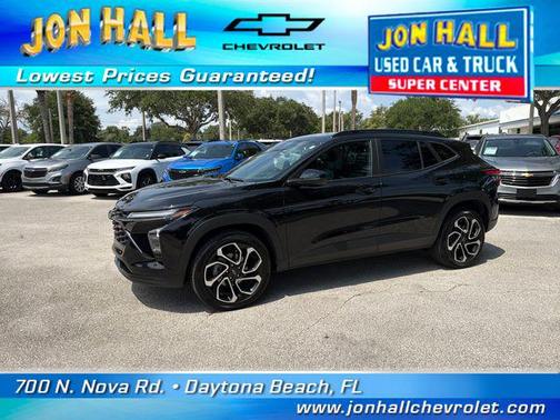 Mosaic Black Metallic 2025 Chevrolet Trax FWD 2RS