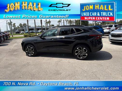 Mosaic Black Metallic 2025 Chevrolet Trax FWD 2RS