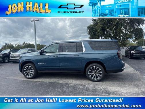 2025 Chevrolet Suburban 4WD High Country
