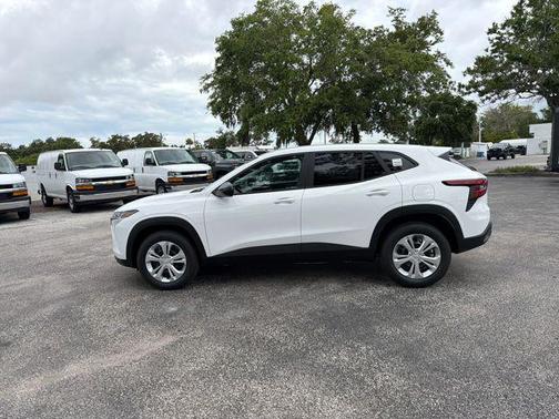 Summit White 2026 Chevrolet Trax LS