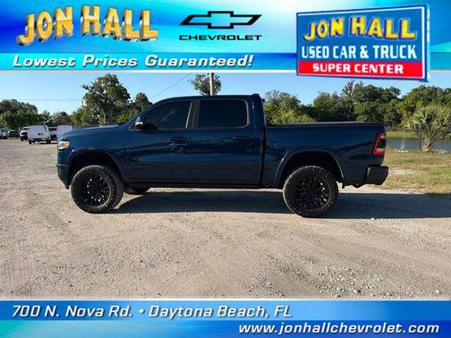 Patriot Blue Pearlcoat 2021 RAM 1500 Limited