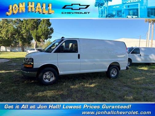 2025 Chevrolet Express 2500 RWD 2500 Regular Wheelbase WT