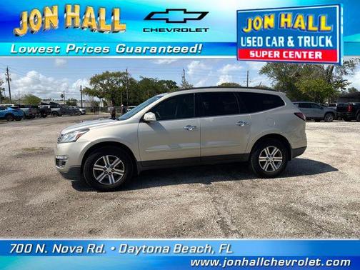 Champagne Silver Metallic 2017 Chevrolet Traverse 1LT