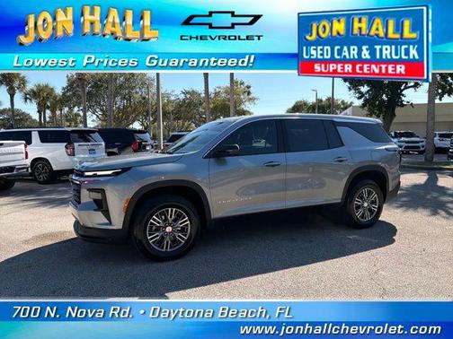 2024 Chevrolet Traverse LS