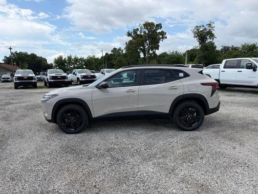 White Sands 2026 Chevrolet Trax FWD ACTIV