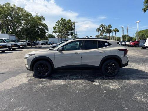 White Sands 2026 Chevrolet Trax FWD ACTIV