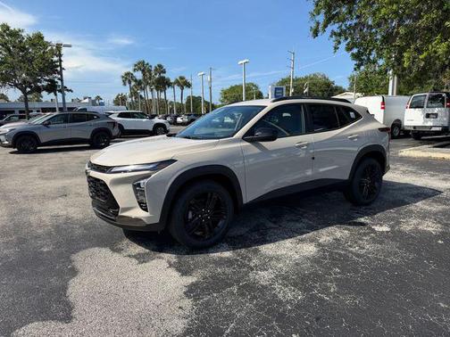 White Sands 2026 Chevrolet Trax FWD ACTIV