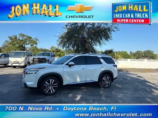 2023 Nissan Pathfinder Platinum 4WD