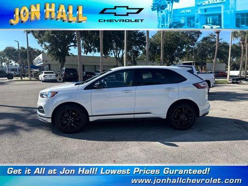 2022 Ford Edge SE