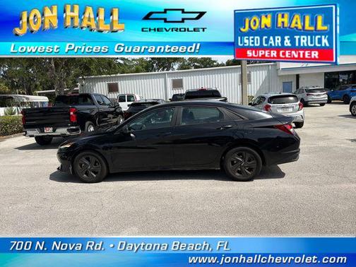 Phantom Black 2022 Hyundai ELANTRA SEL