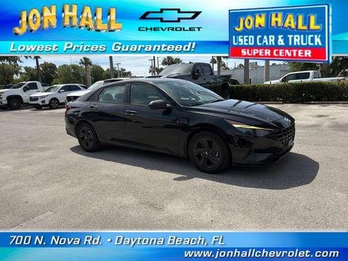 Phantom Black 2022 Hyundai ELANTRA SEL
