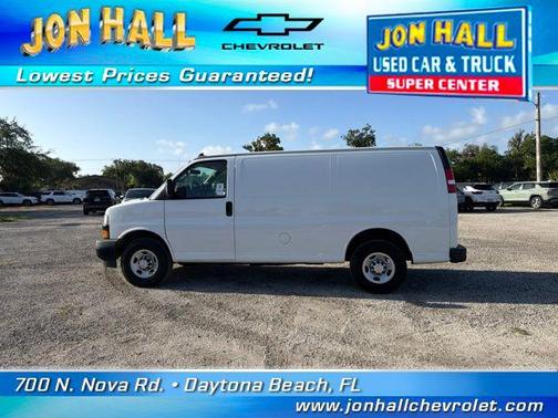 Summit White 2021 Chevrolet Express 2500 RWD 2500 Regular Wheelbase WT