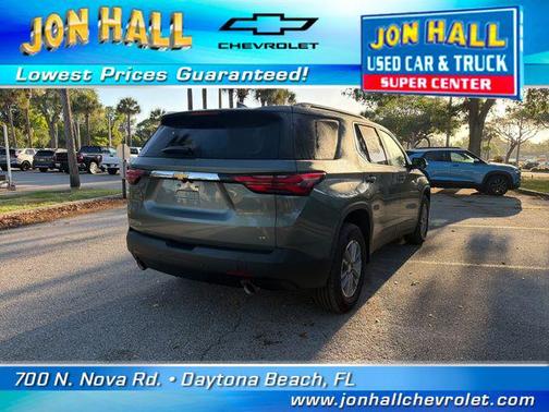 Silver Sage Metallic 2023 Chevrolet Traverse LT Cloth