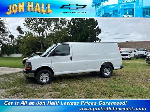 2025 Chevrolet Express 2500 RWD 2500 Regular Wheelbase WT