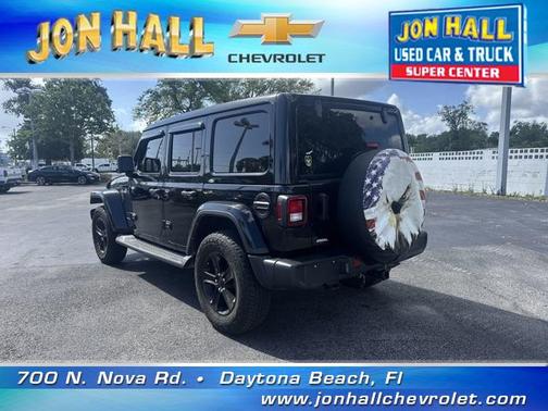 2023 Jeep Wrangler 4-Door Sahara Altitude 4x4