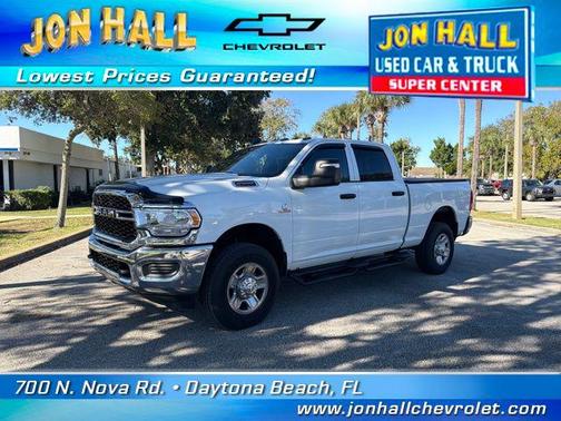 2024 RAM 2500 Tradesman Crew Cab 4x4 6'4' Box