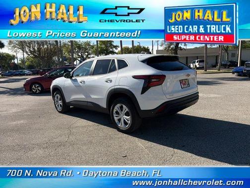 2026 Chevrolet Trax LS