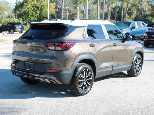 Zeus Bronze Metallic 2021 Chevrolet Trailblazer ACTIV