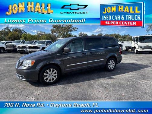 2016 Chrysler Town & Country Touring