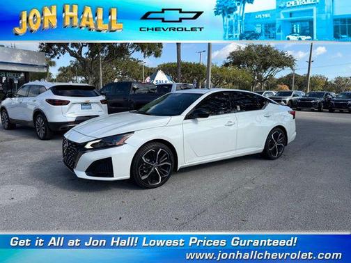 2024 Nissan Altima SR FWD