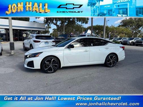 2024 Nissan Altima SR FWD