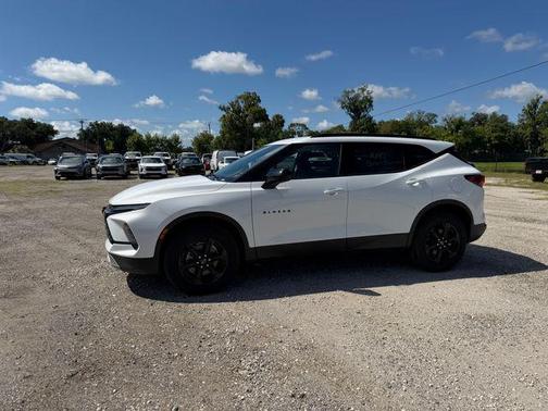 Summit White 2026 Chevrolet Blazer 2LT