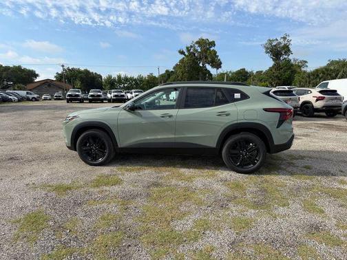 Cacti Green 2026 Chevrolet Trax FWD ACTIV