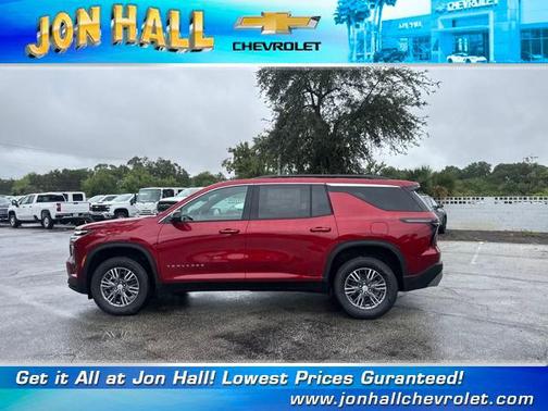 2025 Chevrolet Traverse LT