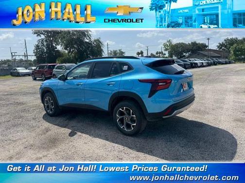 2025 Chevrolet Trax LT