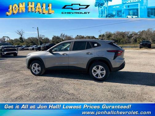 2026 Chevrolet Trax LS