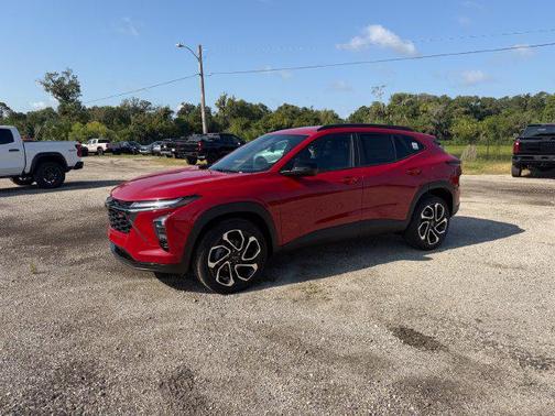 Apex Red 2026 Chevrolet Trax FWD 2RS
