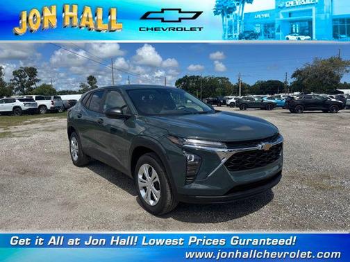 2025 Chevrolet Trax LS