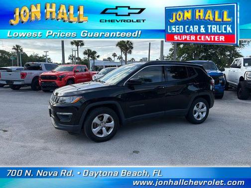 Diamond Black Crystal Pearlcoat 2018 Jeep Compass Latitude