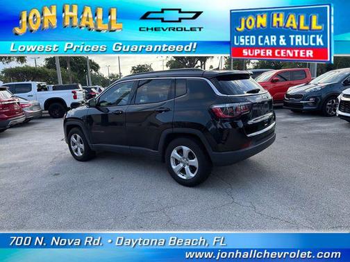 Diamond Black Crystal Pearlcoat 2018 Jeep Compass Latitude