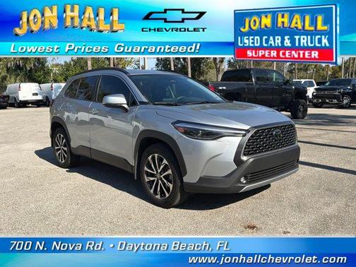 2024 Toyota Corolla Cross XLE