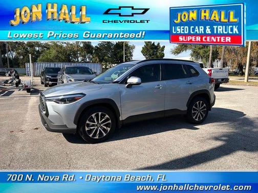 2024 Toyota Corolla Cross XLE